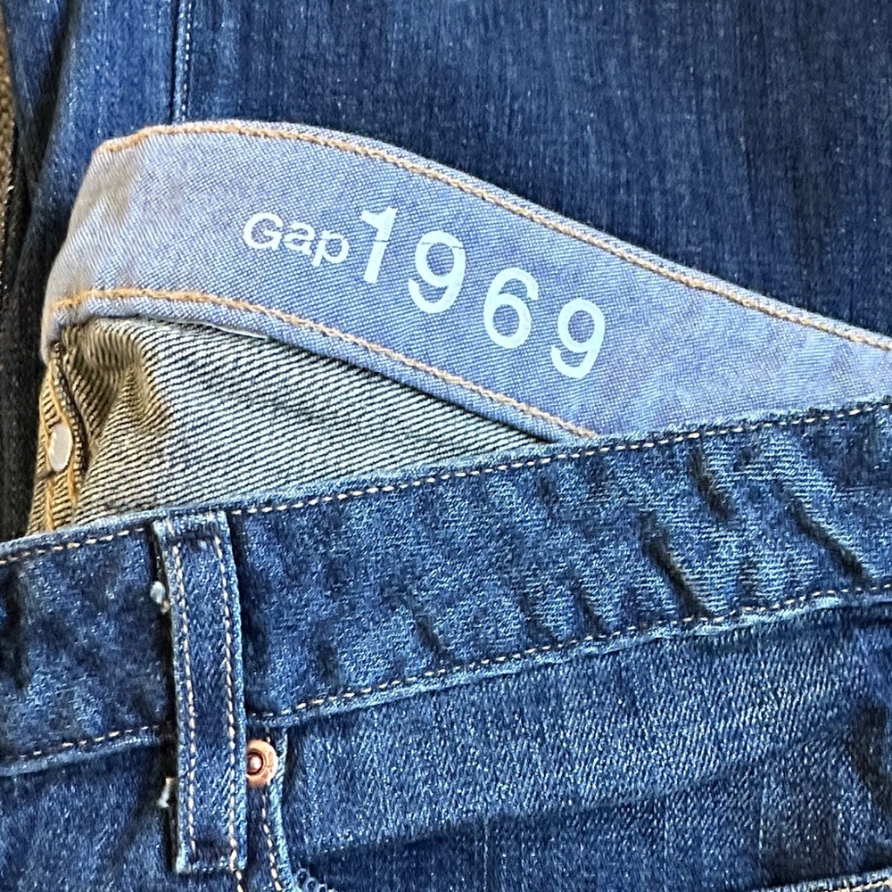 GAP 1969 Women’s  Dark Blue Jeans - Curvy Size 29/8 Long